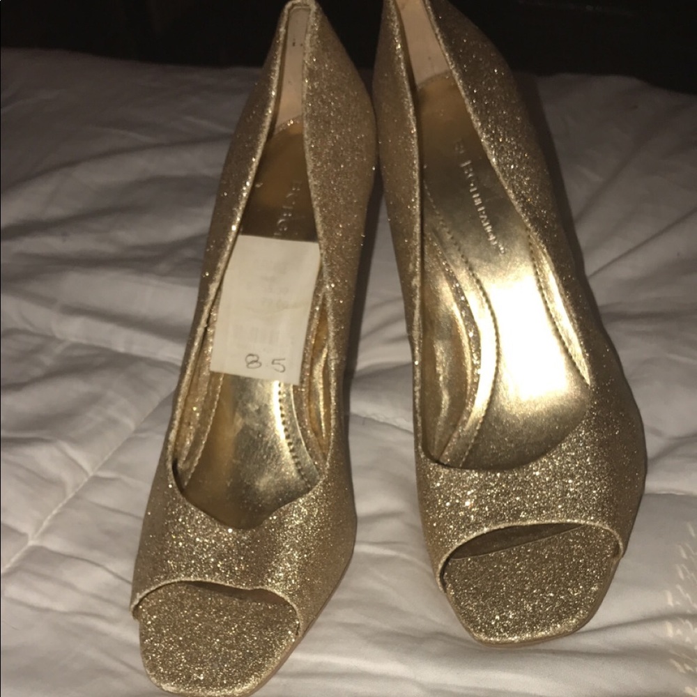 Gold shoes